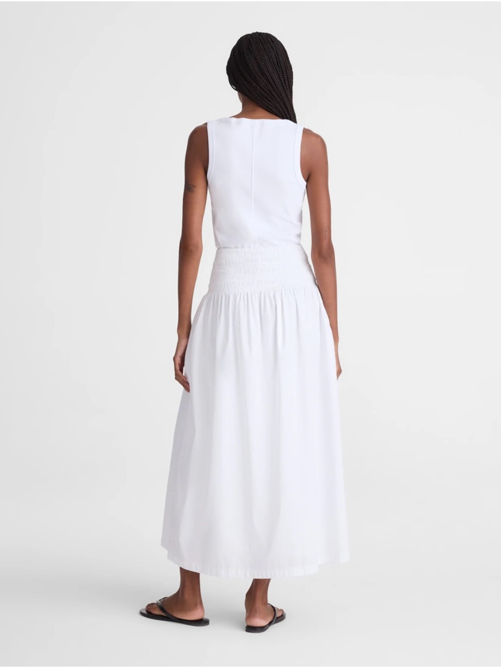 Madewell Smocked-Waist Poplin Midi Skirt - Picture 4 of 8